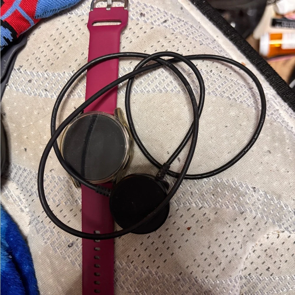Samsung Galaxy Watch4 - Black and Burgundy